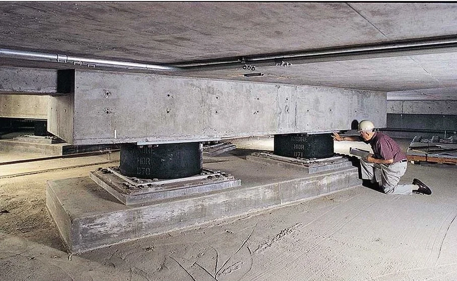 Base Isolation Seismic Design in Dunedin: Performance Under Real Ground Conditions